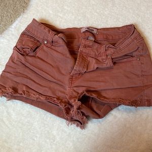 🚛 Refuge Size 2 shorts